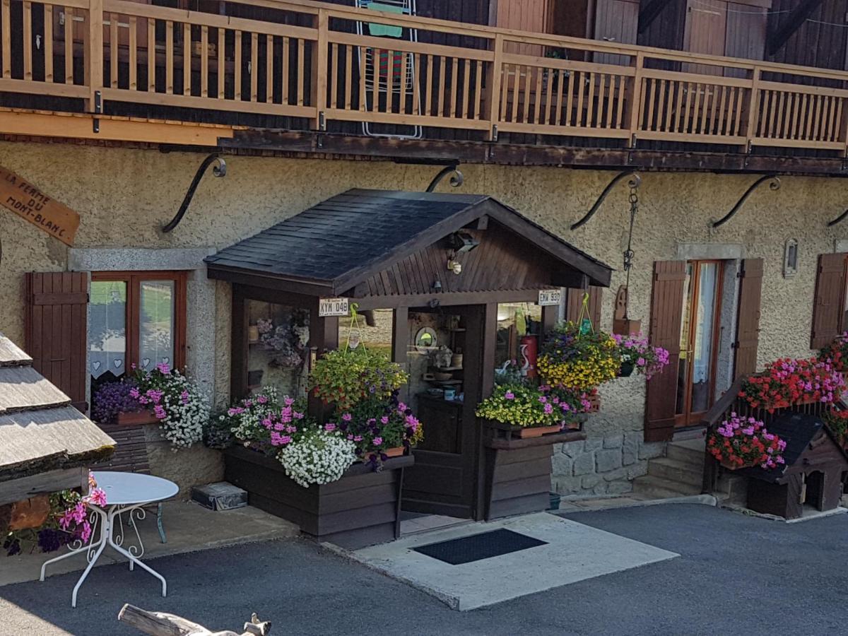 La Ferme Du Mont-Blanc Panzió Combloux Kültér fotó